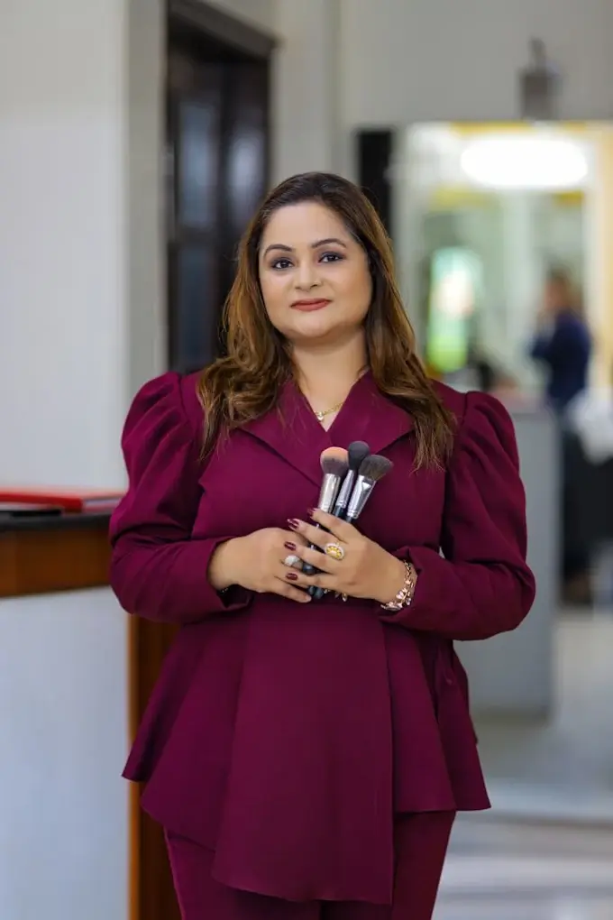 Shivani from Glam Professionals
